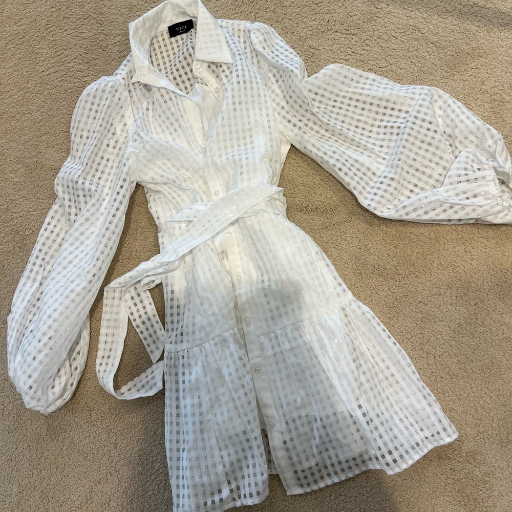 Vici White Long Sleeve Dress